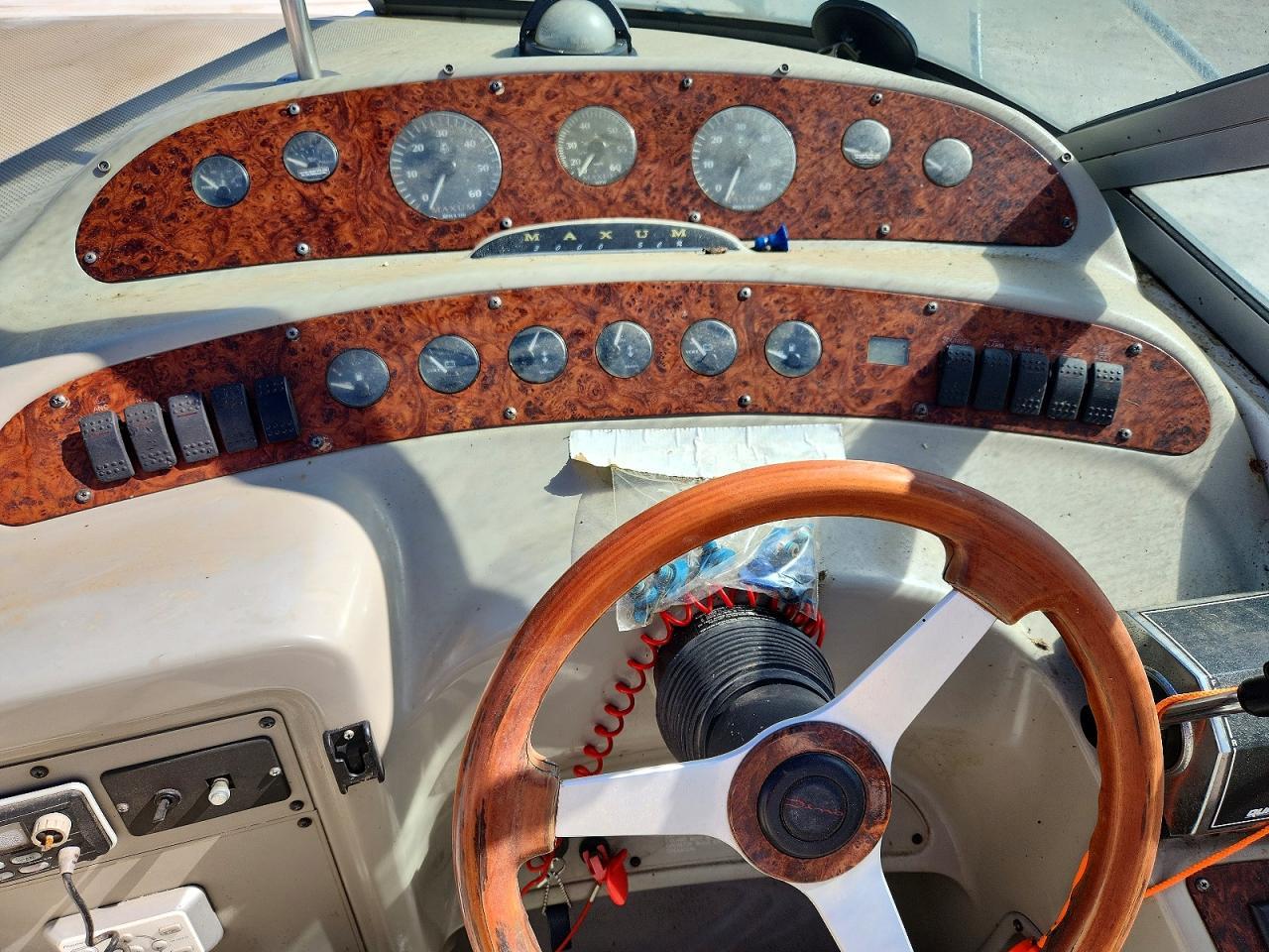 1997 Maxum 3000SCR-Boat