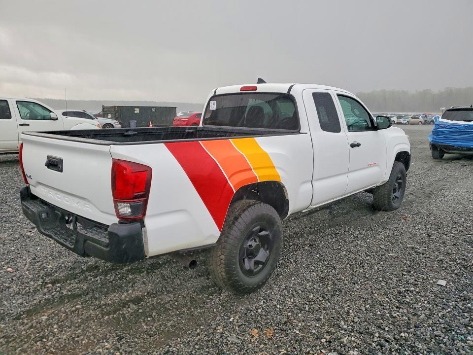 2019 Toyota Tacoma SR