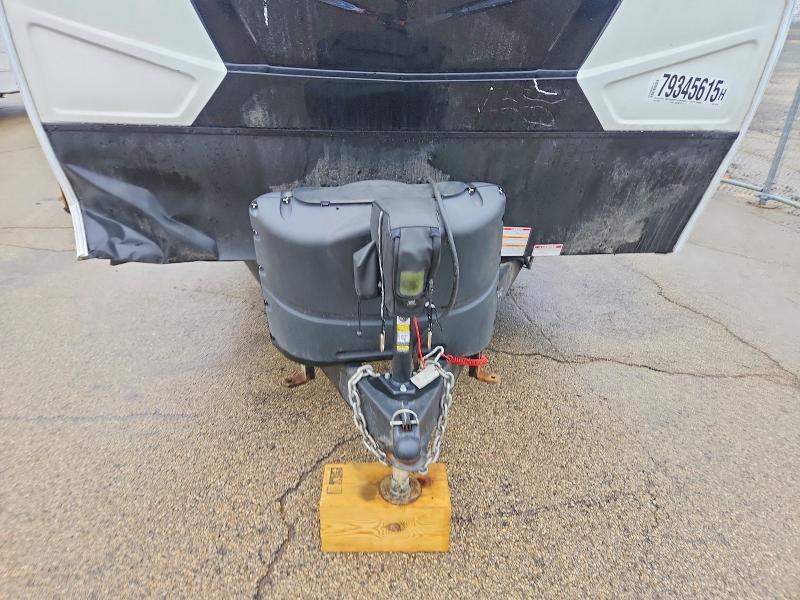 2022 Grand Desi Gn Momentum Camper