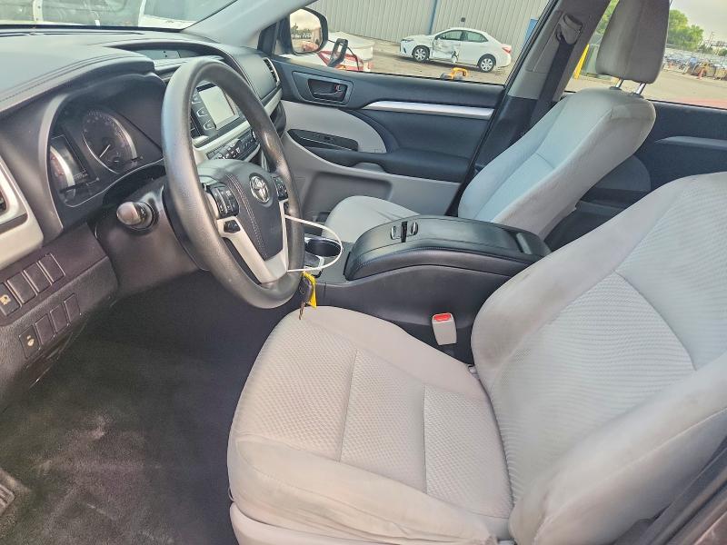 2019 Toyota Highlander le