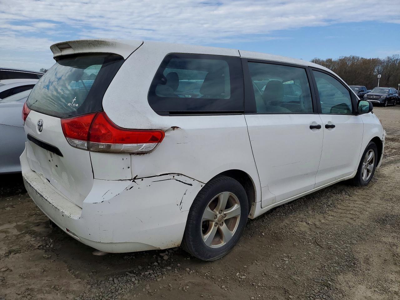 2014 Toyota Sienna