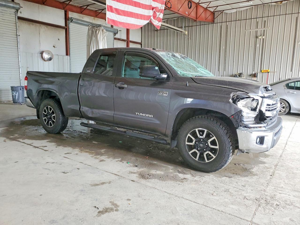 2016 Toyota Tundra SR5