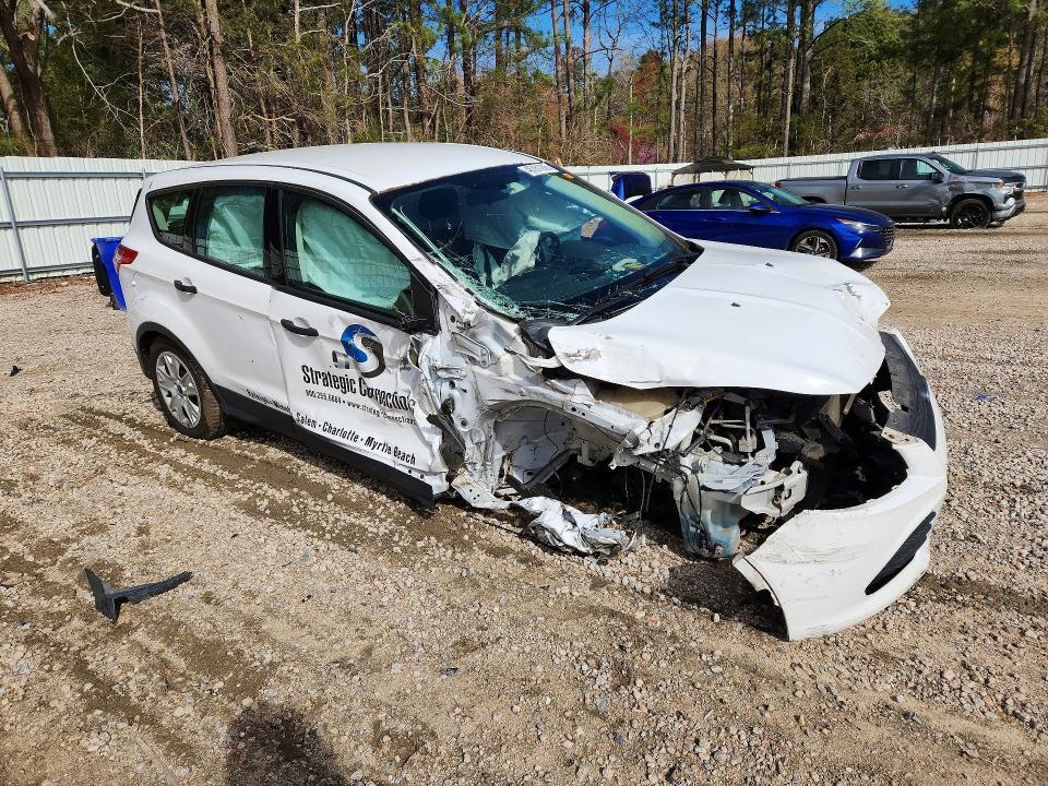 2016 Ford Escape s
