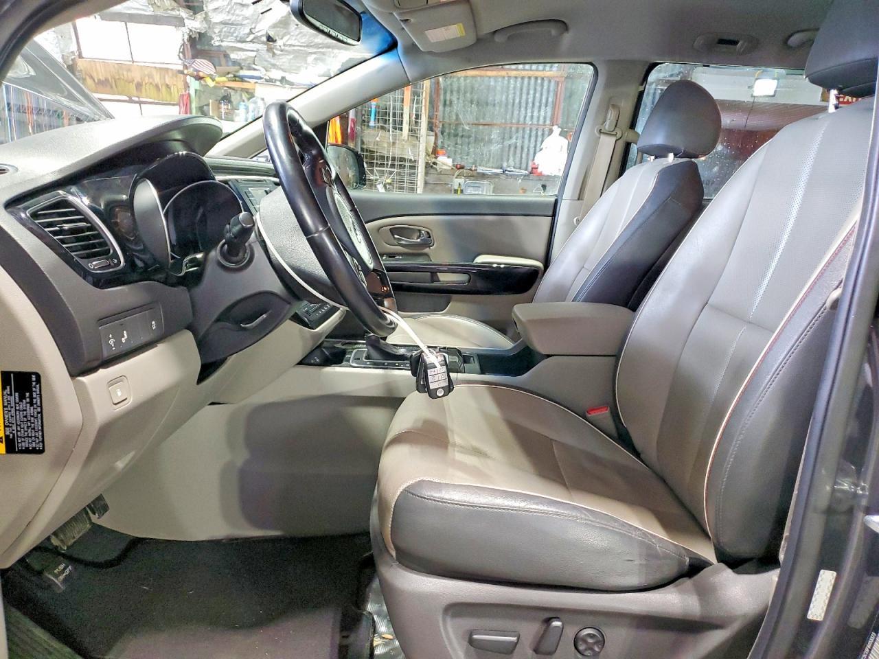 2015 KIA Sedona ex