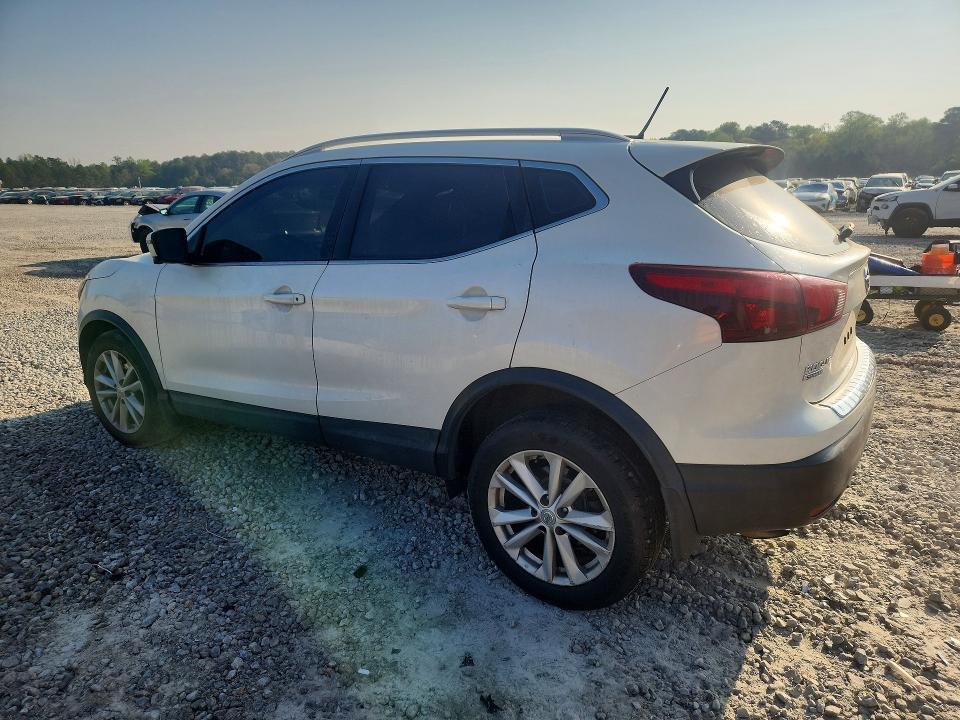 2018 Nissan Rogue Sport sv