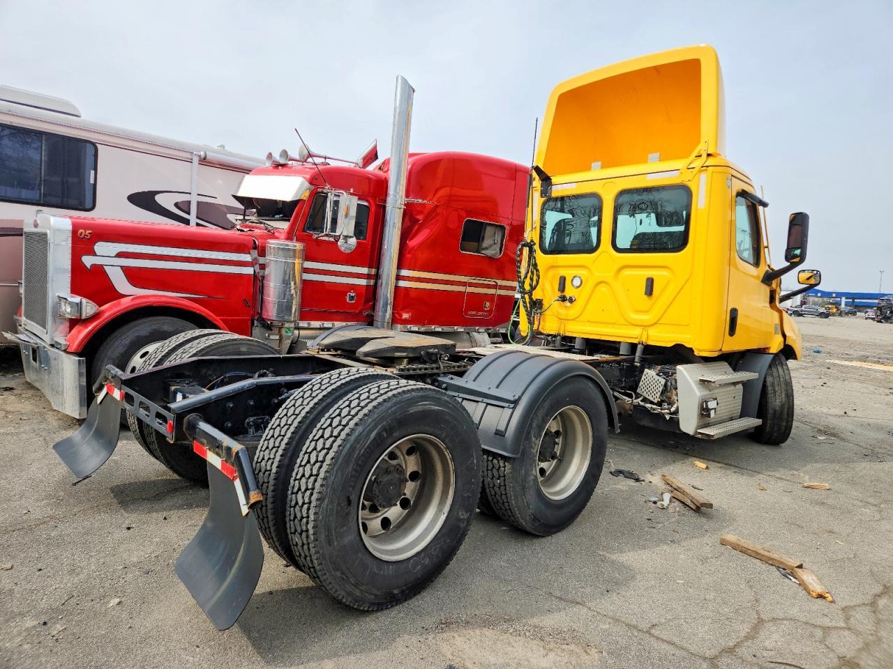 2023 Freigliner 2023 Freightliner Cascadia 116 Semi Truck