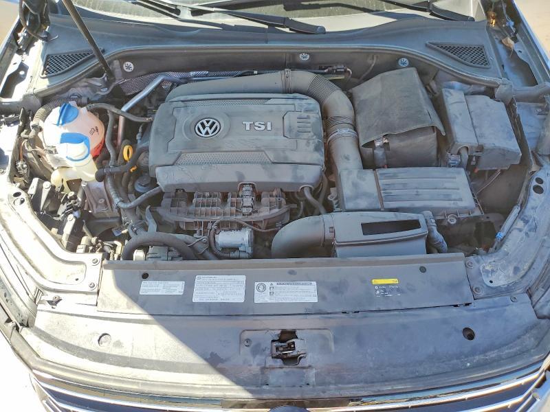 2017 Volkswagen Passat R-line