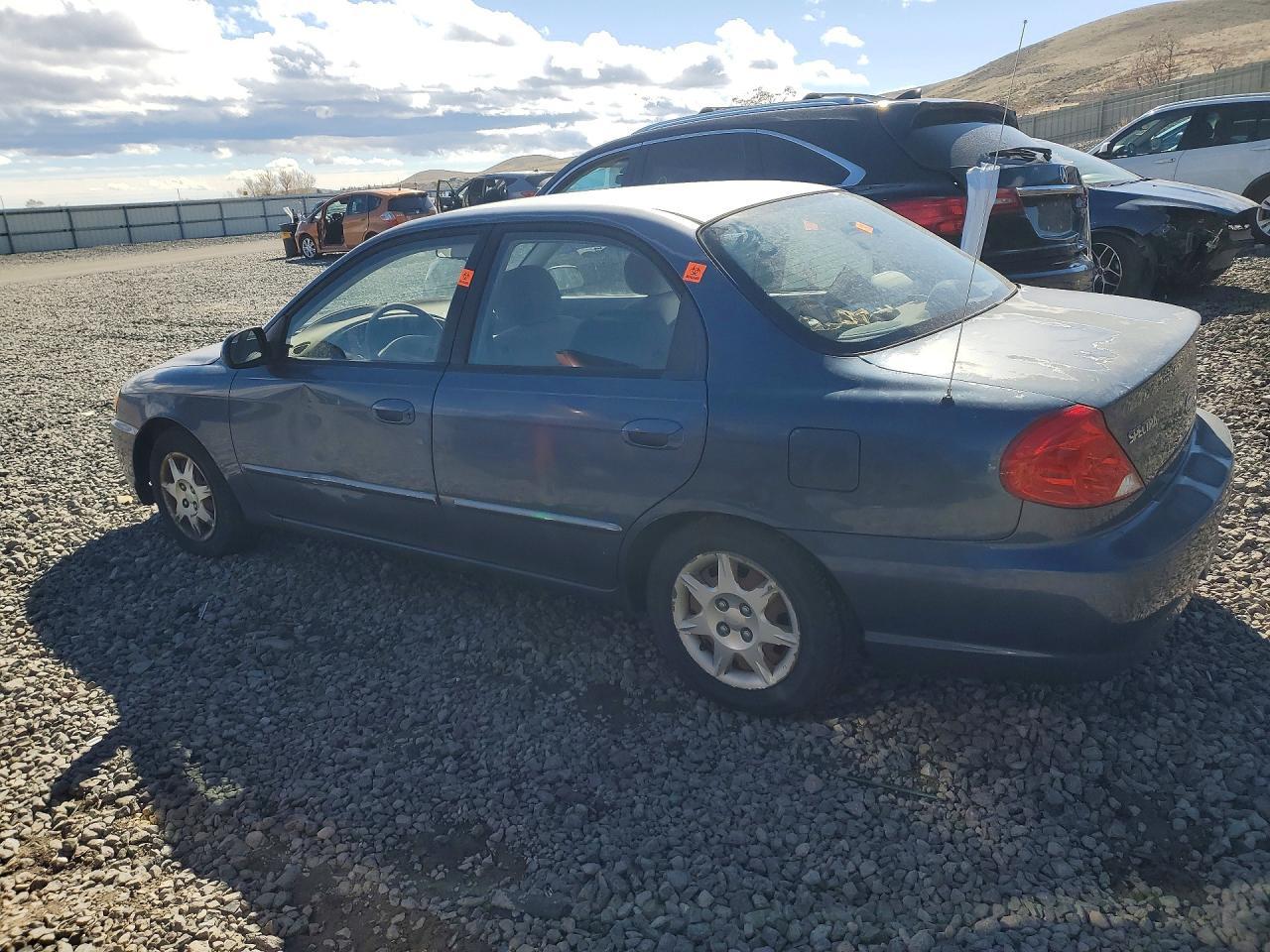 2004 KIA Spectra Base