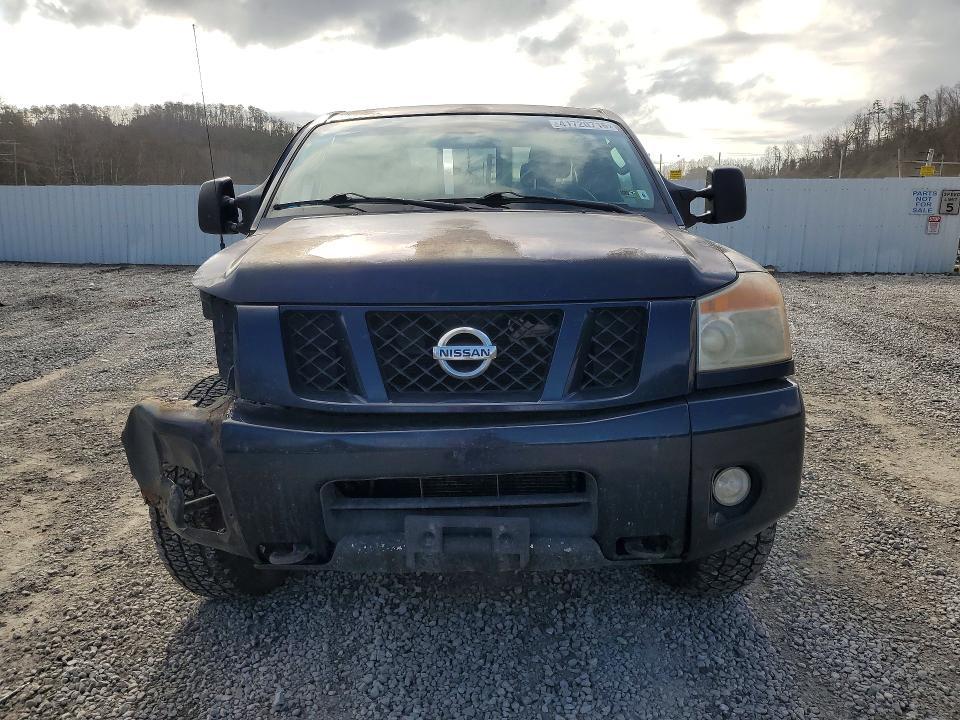 2009 Nissan Titan XE