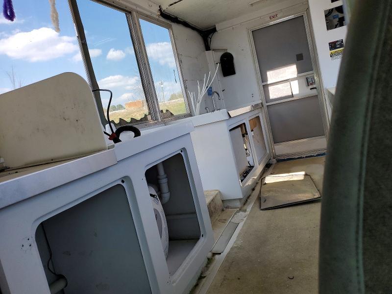 2013 Chev Express G3500