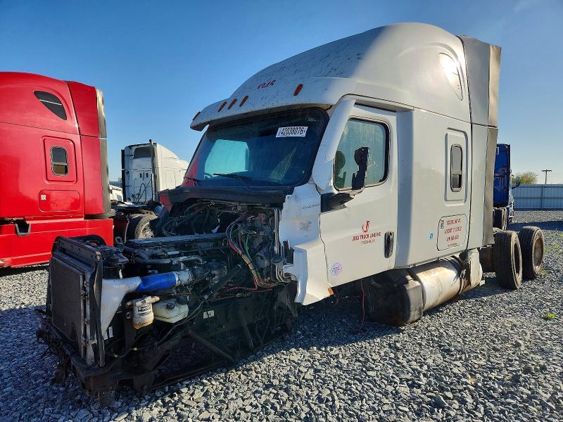 2022 Freightliner Cascadia 126 Semi Truck