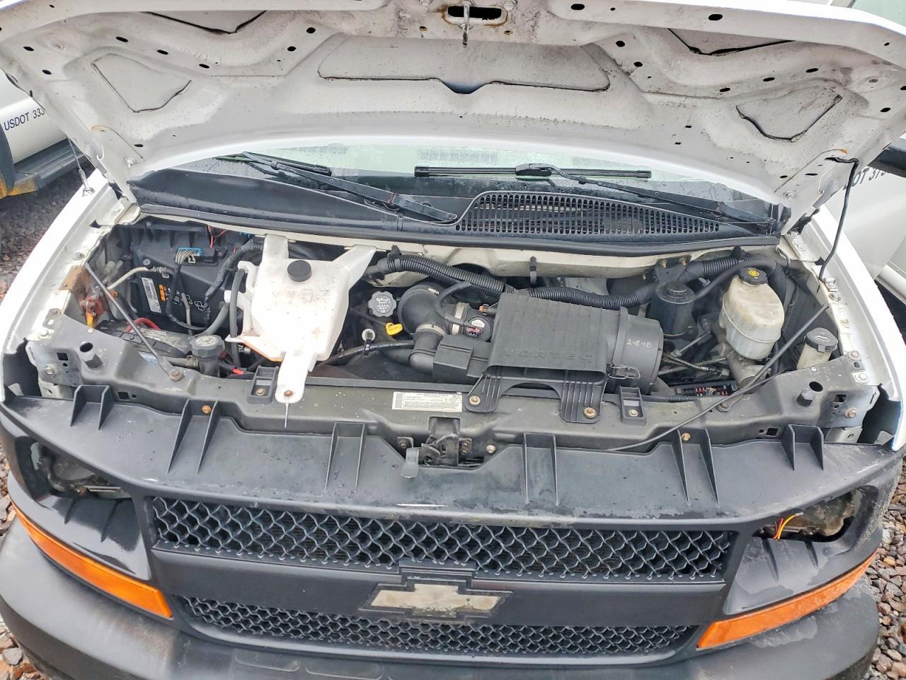 2012 Chev Express G4500