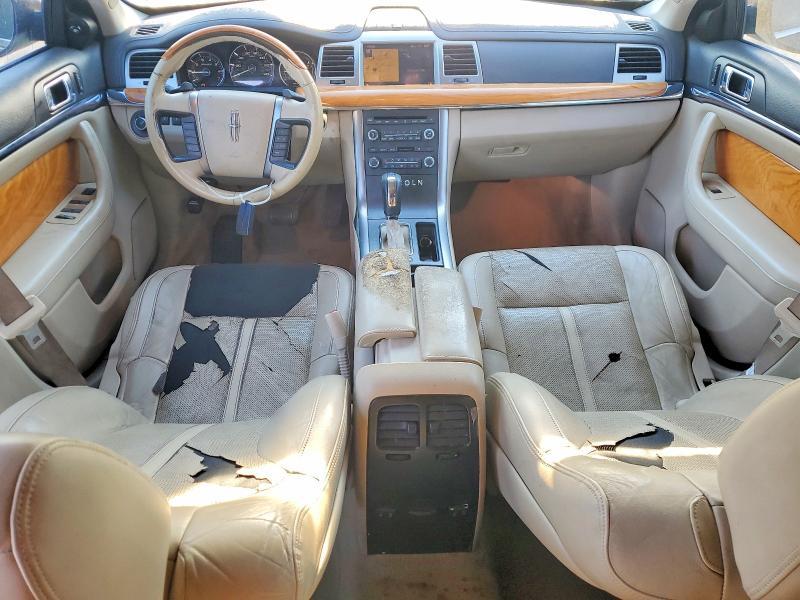 2010 Lincoln Townhouse MKS