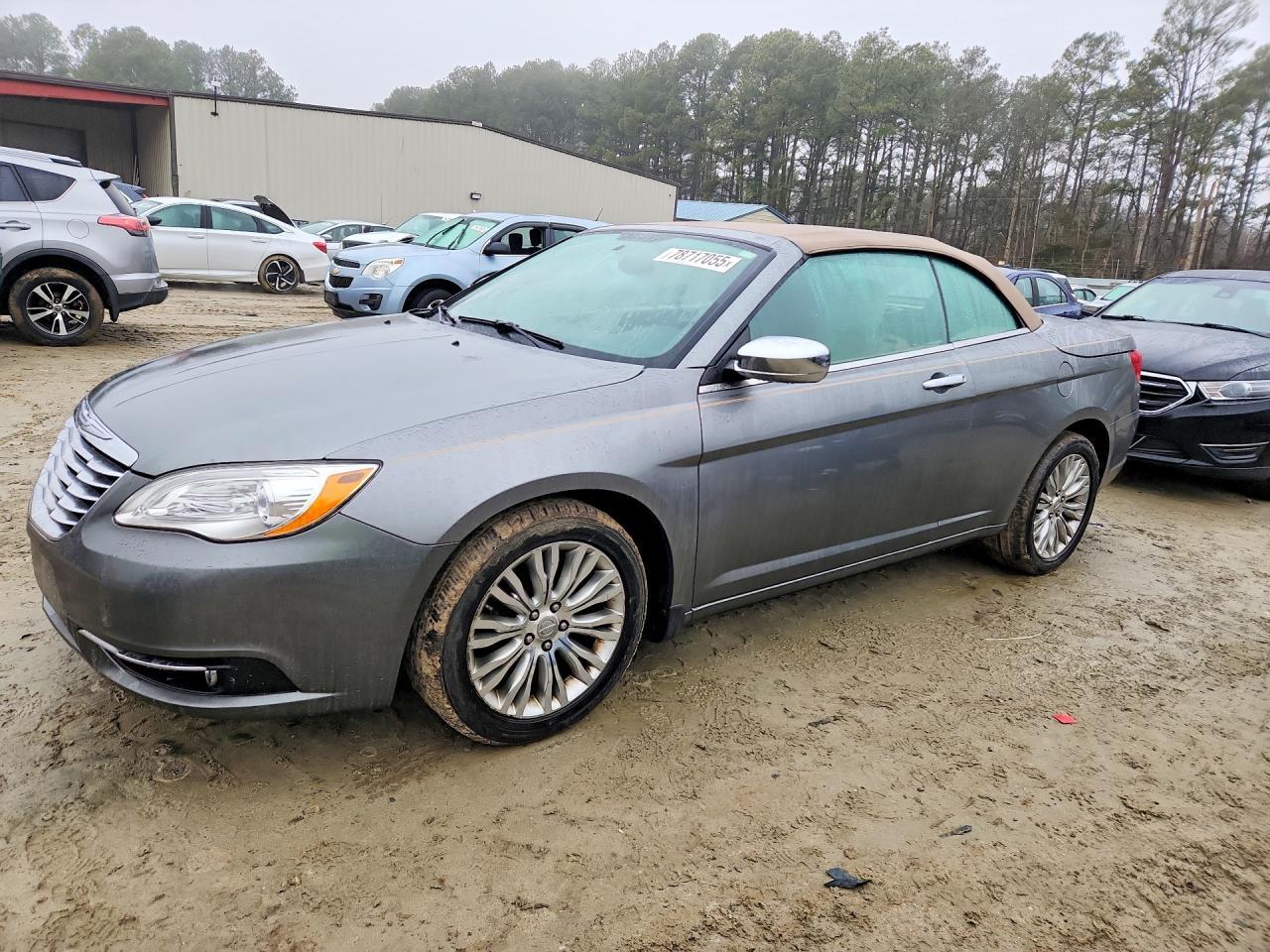 2012 Chrysler 200