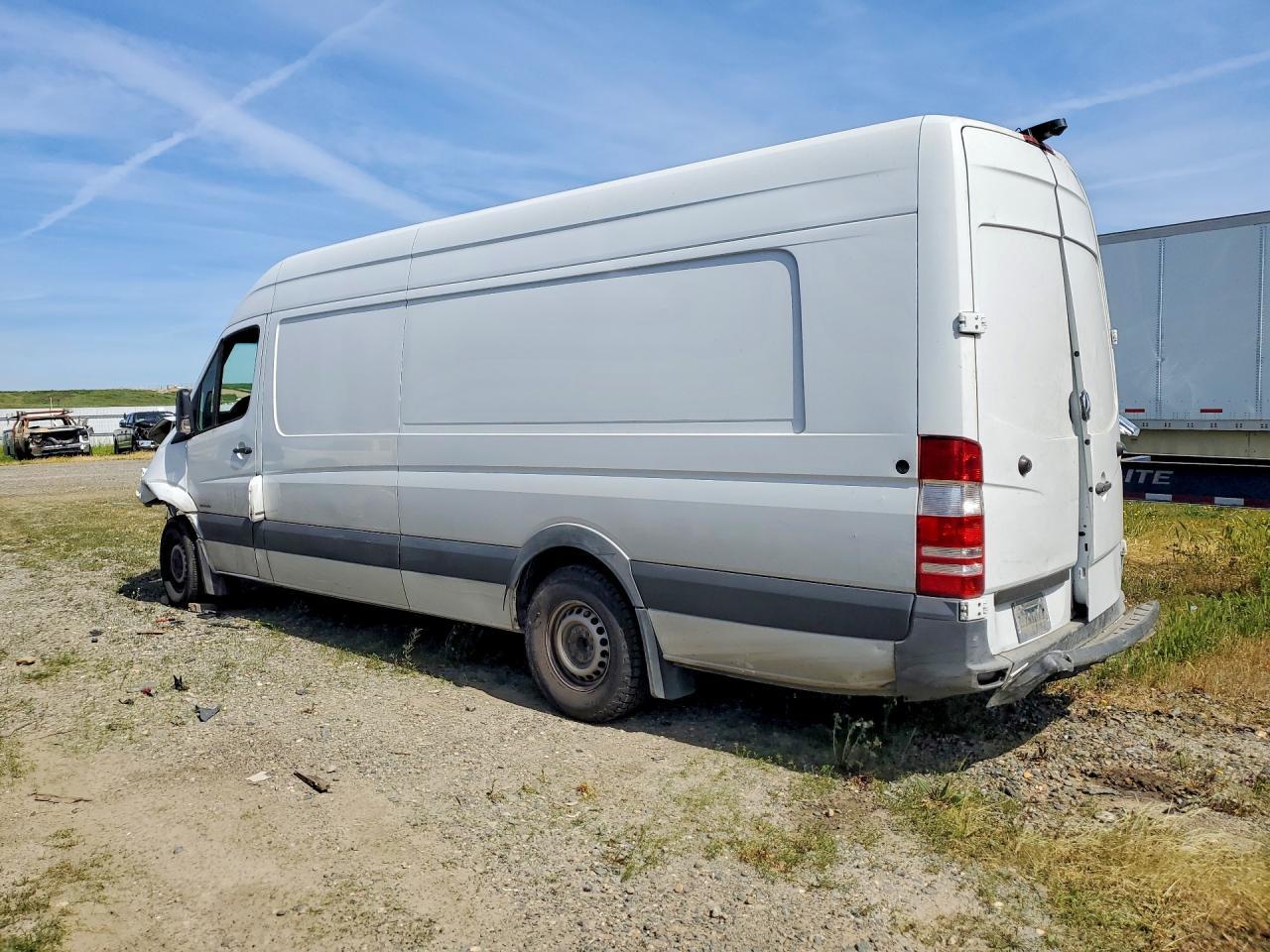 2015 Mercedes-Benz Sprinter 2500 Utility / Service Van