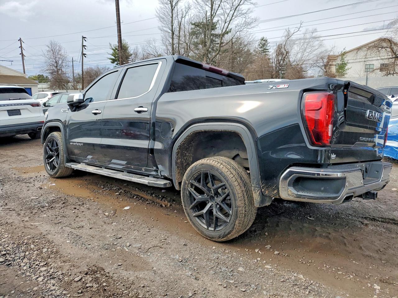 2020 GMC Sierra K1500 SLT