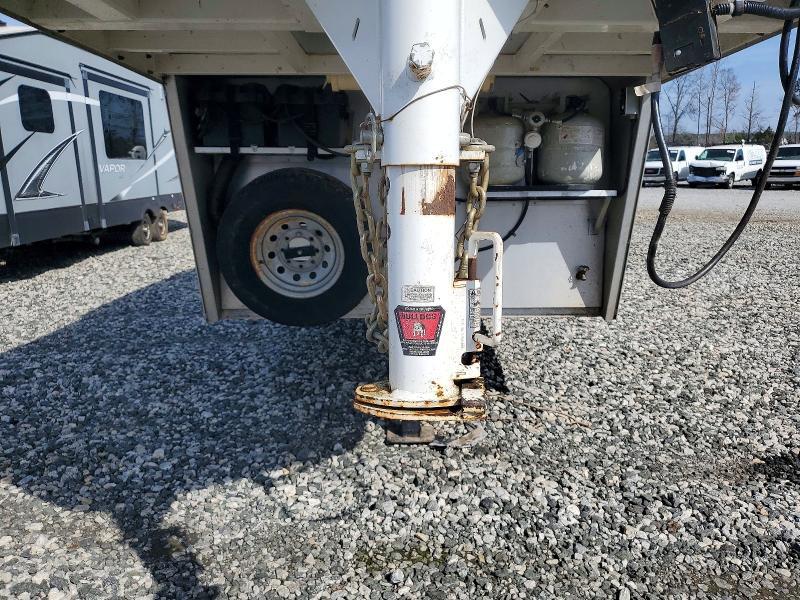 2009 Bison 2009 Bision 310ME Horse Trailer