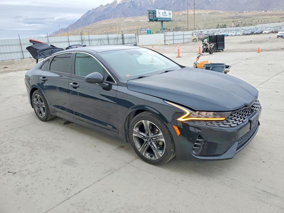 2022 KIA K5 lxs