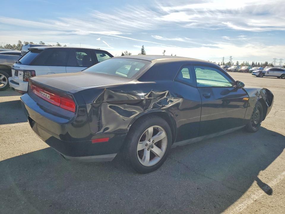 2012 Dodge Challenger sxt