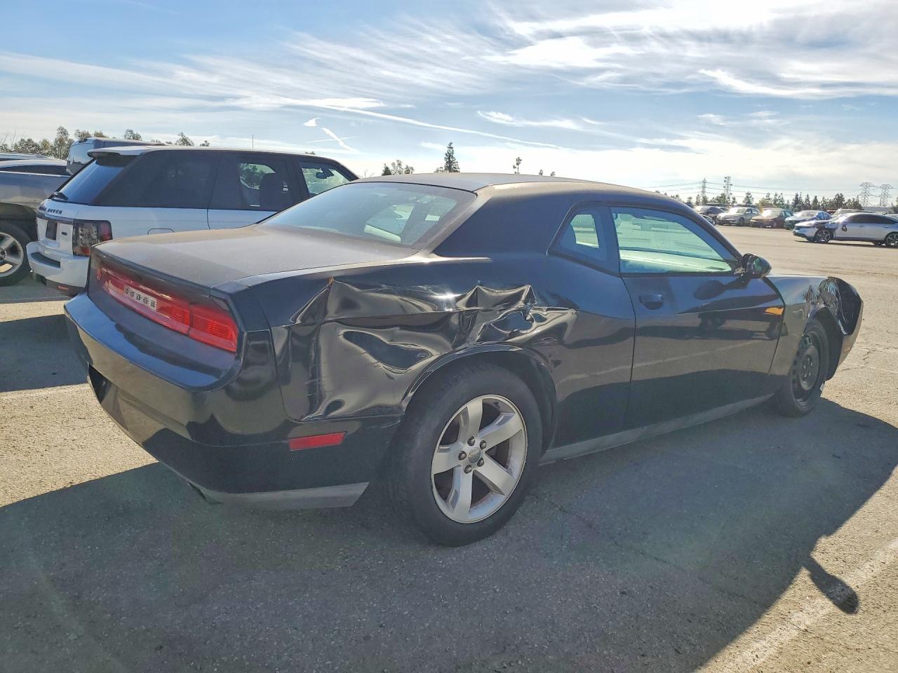 2012 Dodge Challenger sxt