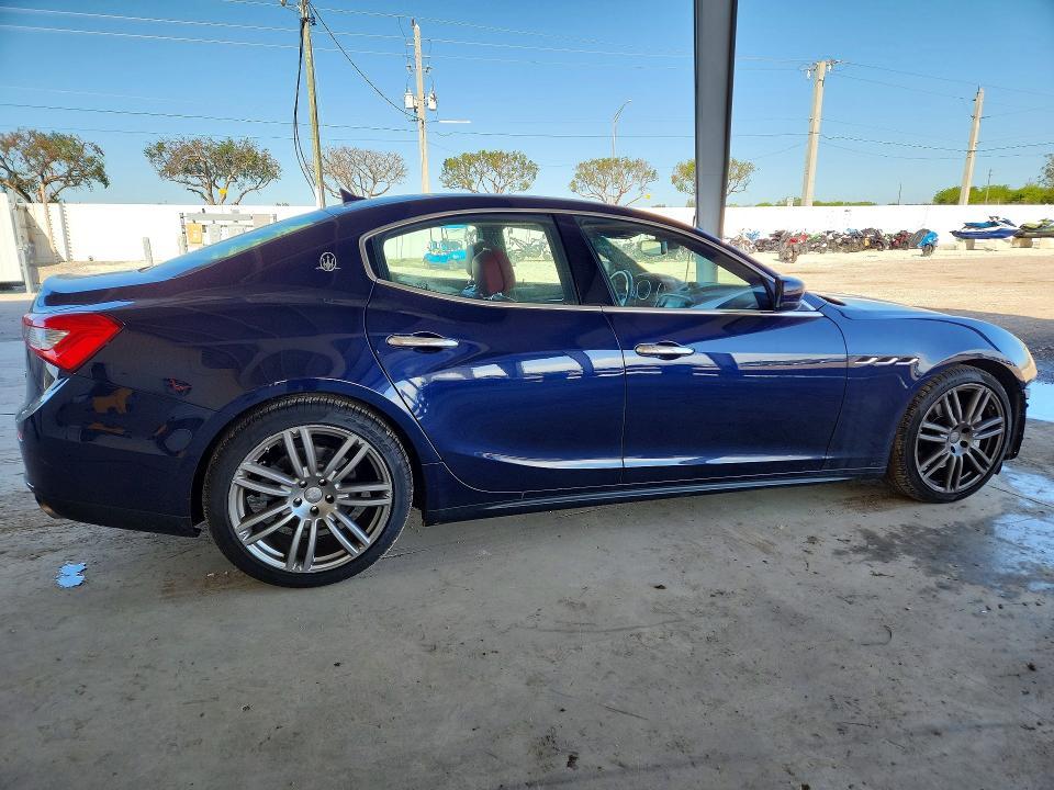 2016 Maserati Ghibli