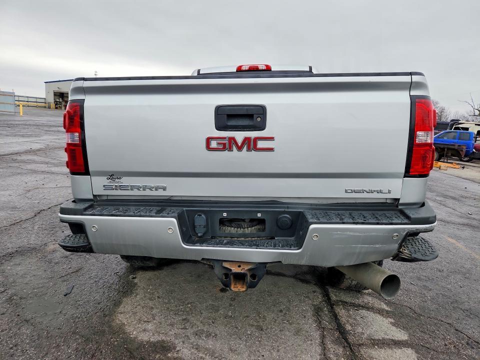 2018 GMC Sierra K2500 Denali