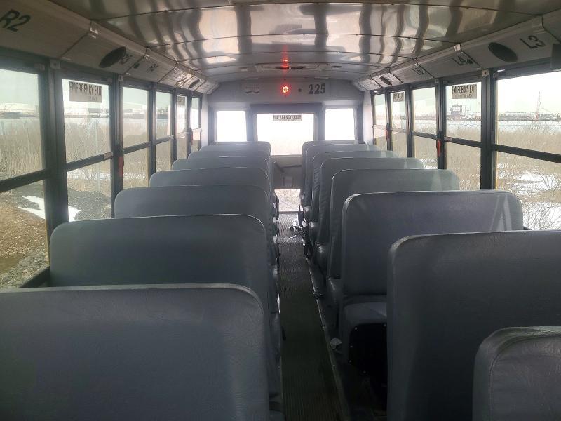 2014 Freigliner 2014 Thomas SAF-T-LINER C2-School Bus