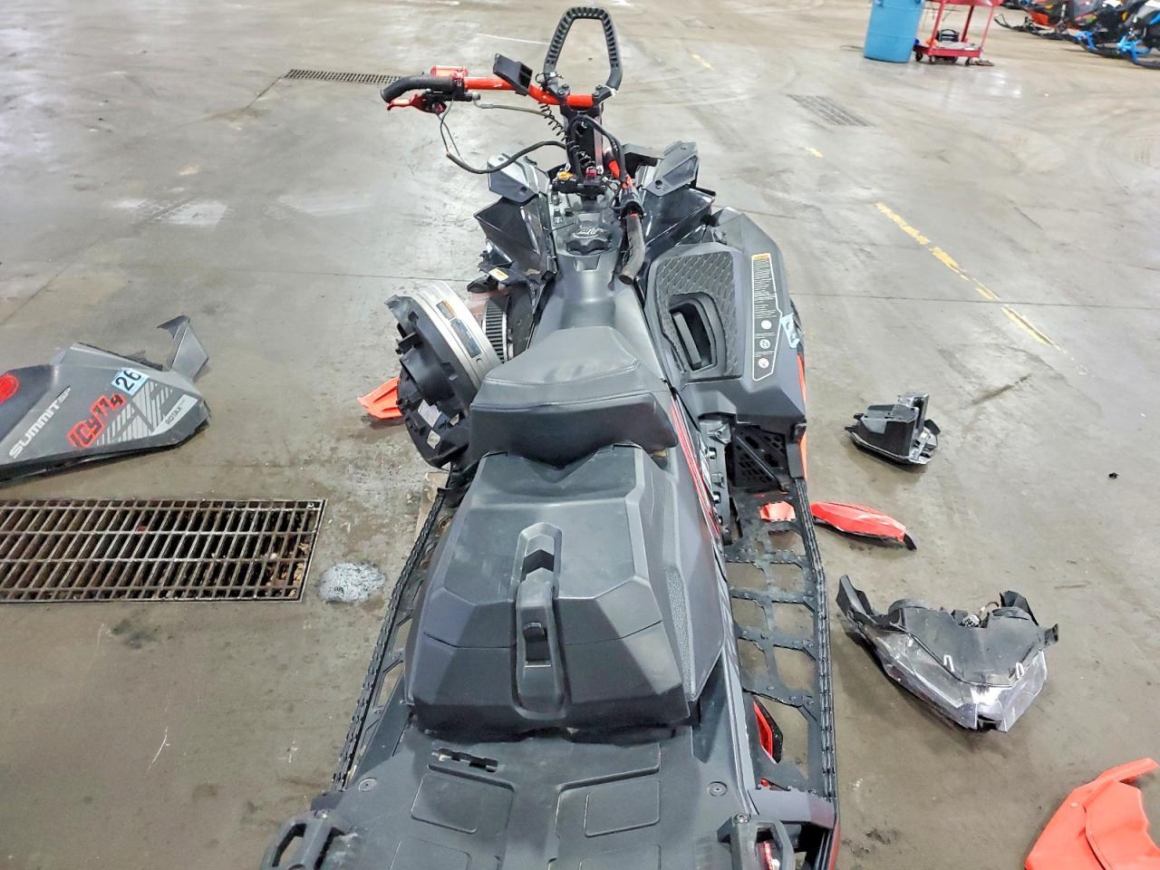2019 Skidoo Summit SP 850 E-TEC