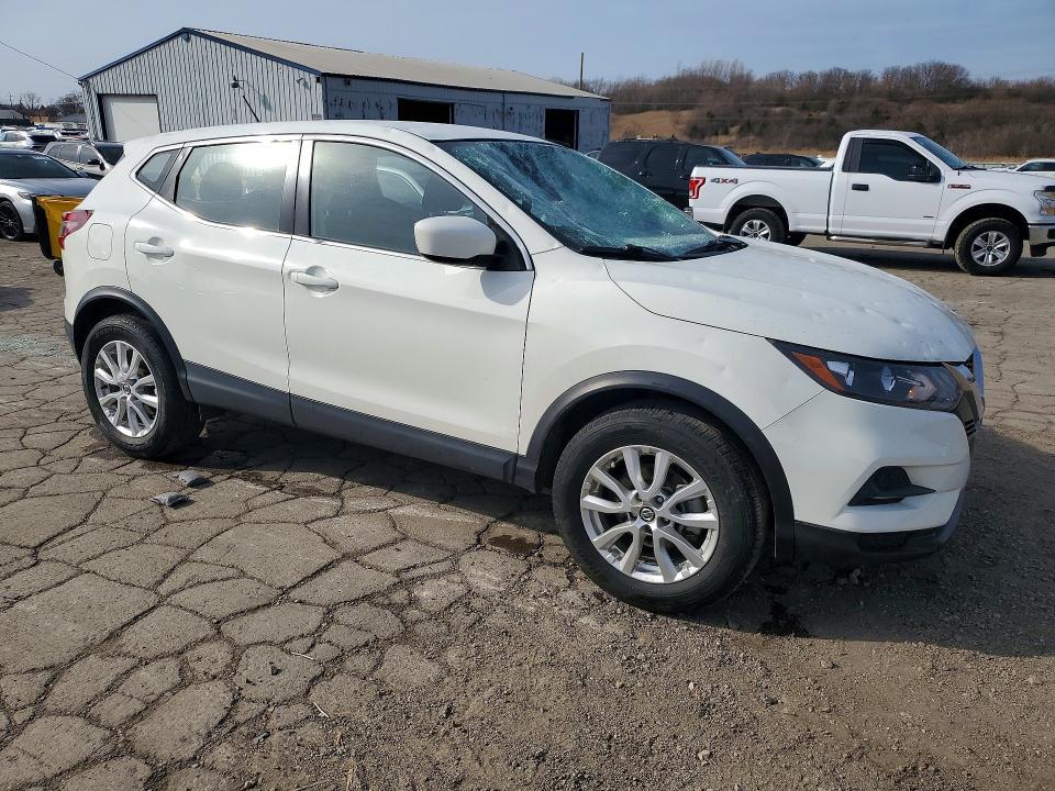 2021 Nissan Rogue Sport s