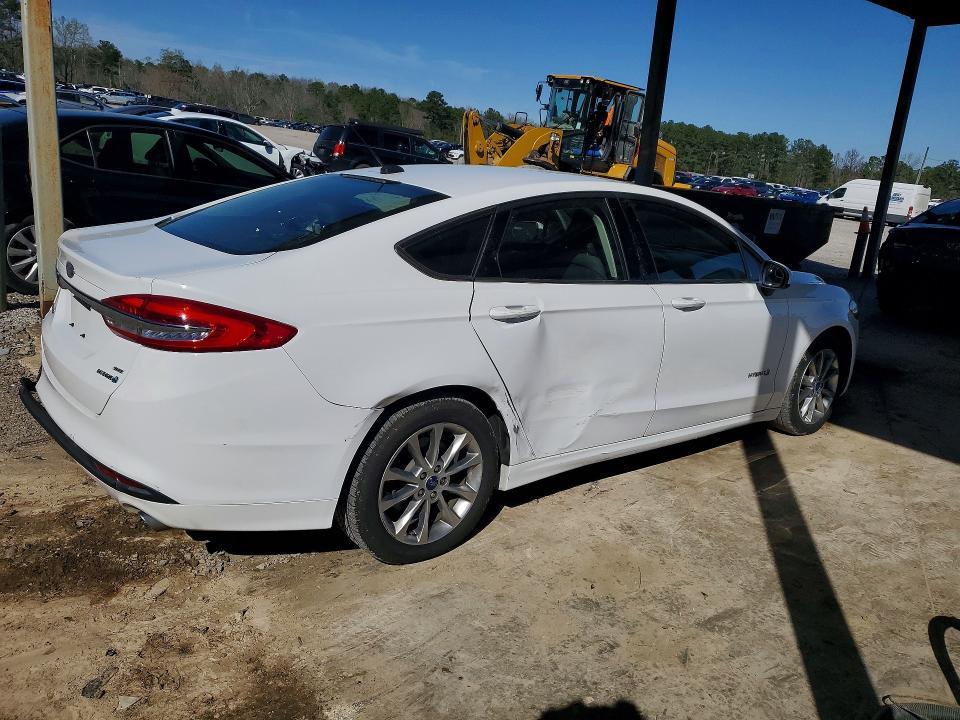 2017 Ford Fusion se Hybrid