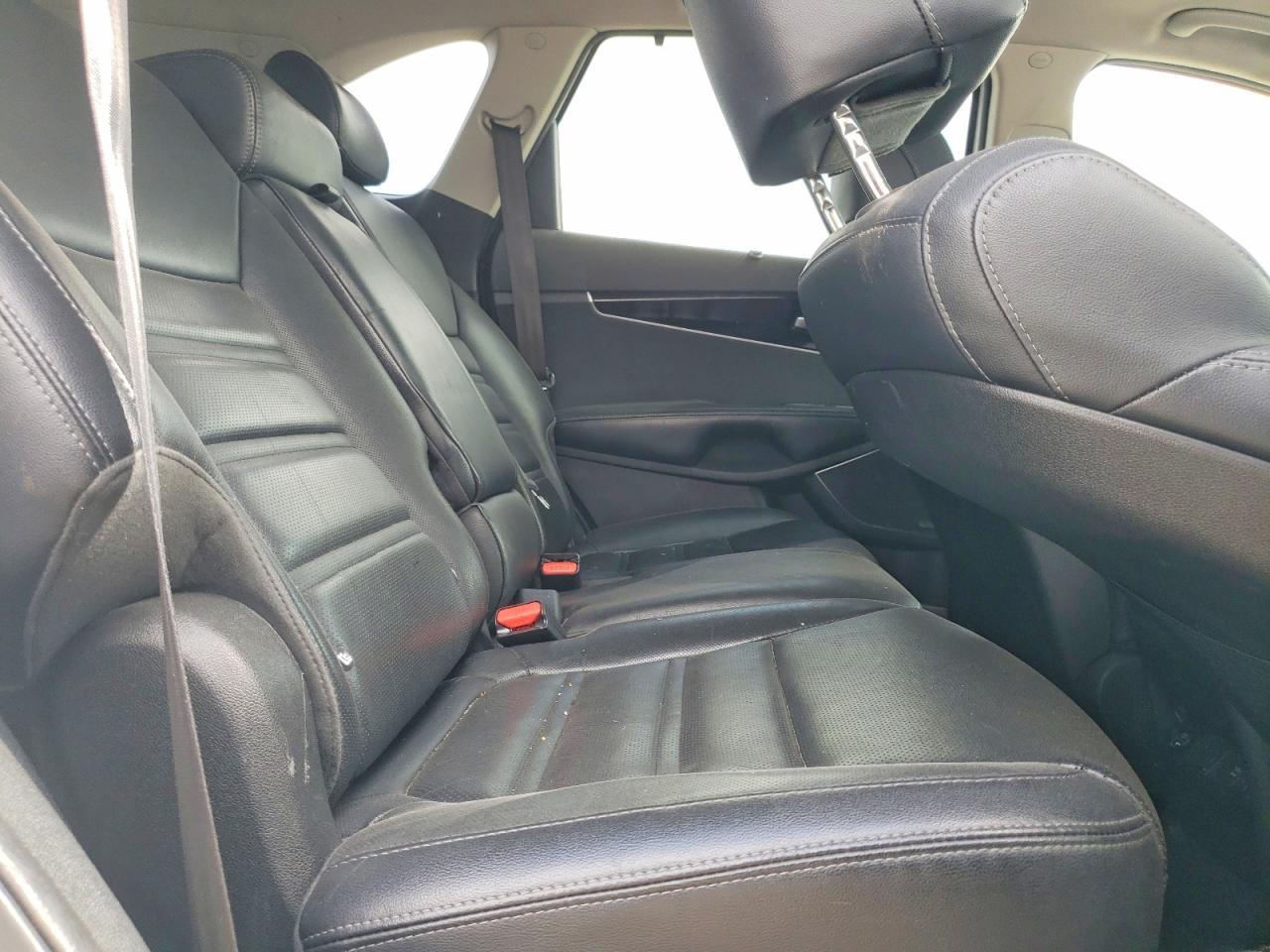 2017 KIA Sorento sx V6