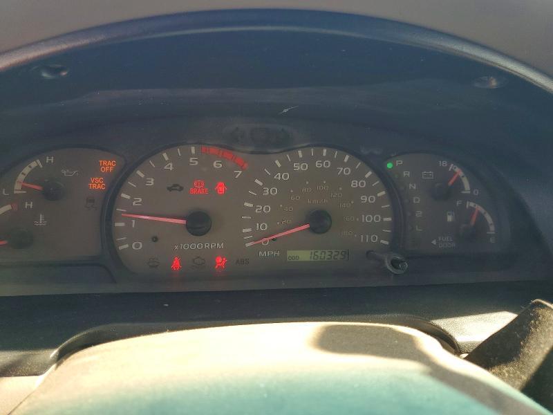 2002 Toyota Sequoia SR5