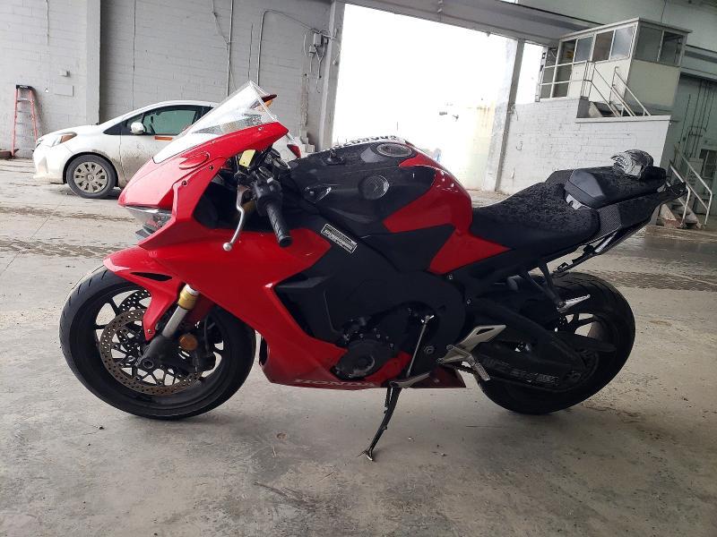 2024 Honda CBR1000 RR