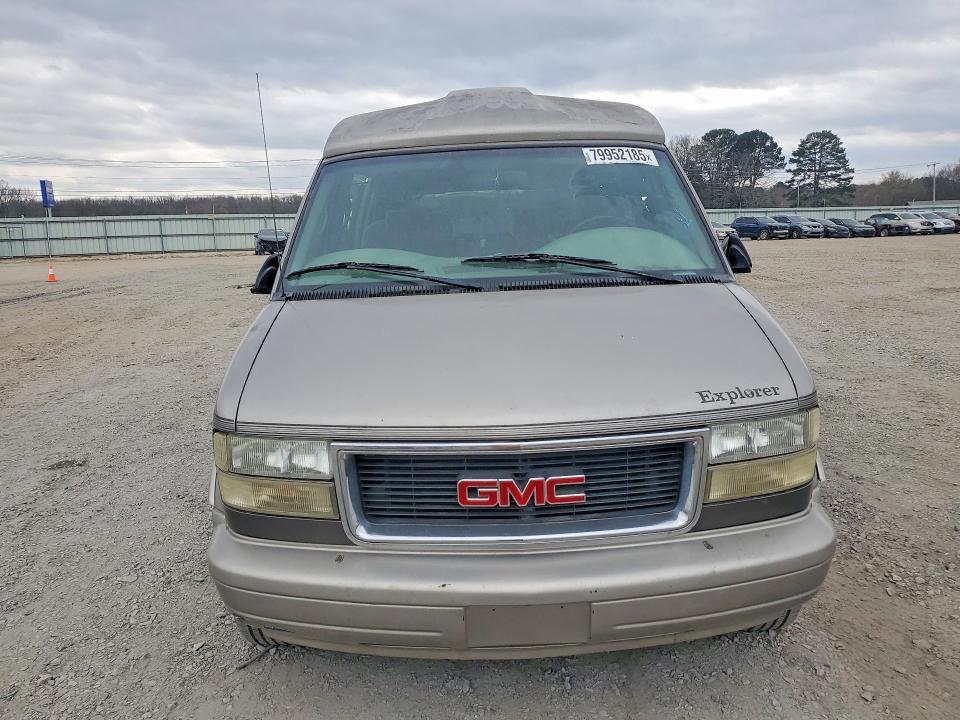 2001 GMC Safari