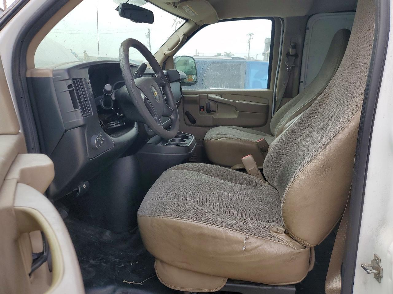 2013 Chevrolet Express 2500 Cargo Delivery Van