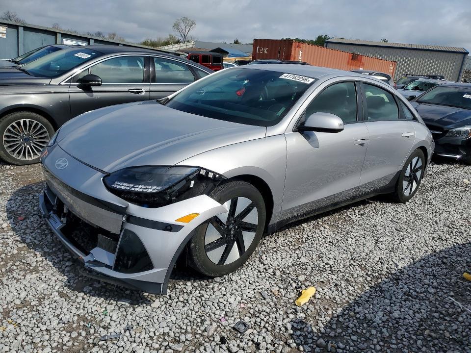 2024 Hyundai Ioniq 6 se