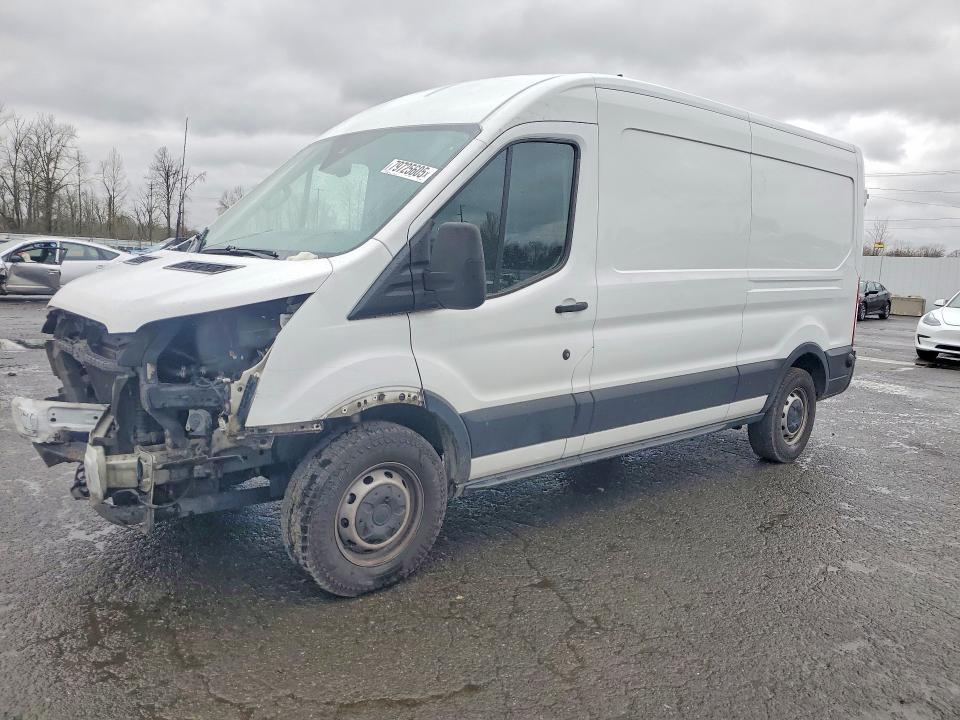 2020 Ford Transit 250 Medium Roof Delivery van