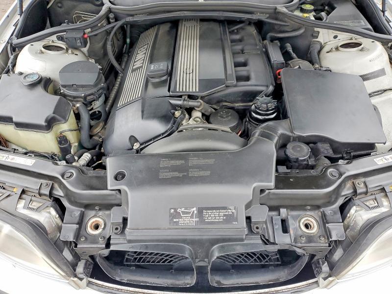2002 BMW 330 xi