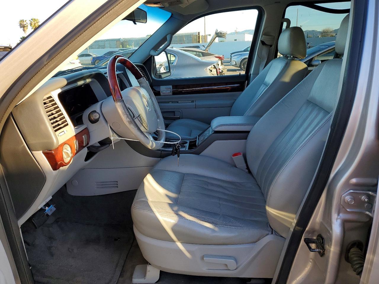 2004 Lincoln Aviator