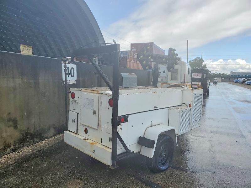 2001 Fenex 2001 Team Fenex F123KP Manhole Support Trailer