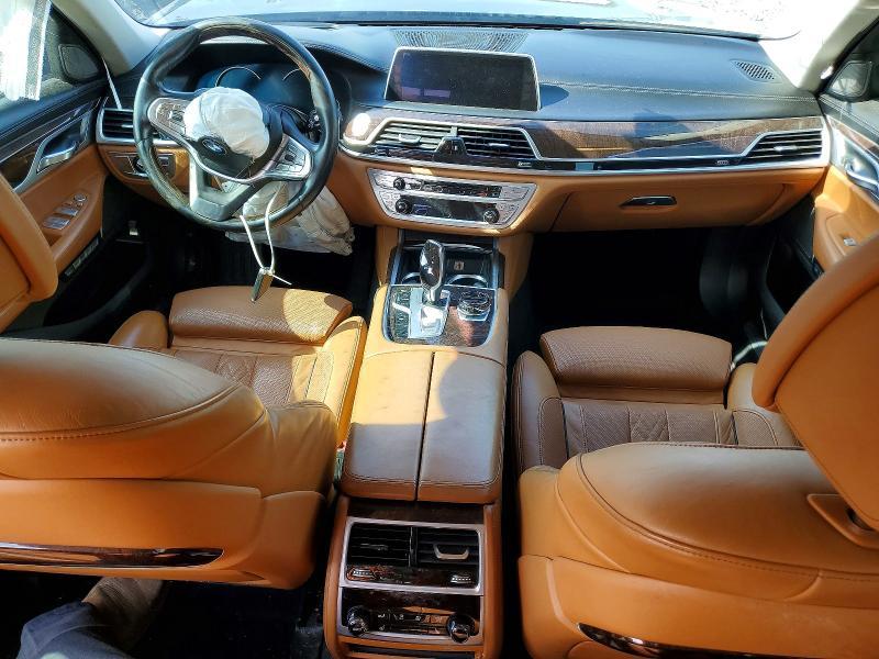2018 BMW 750 xi
