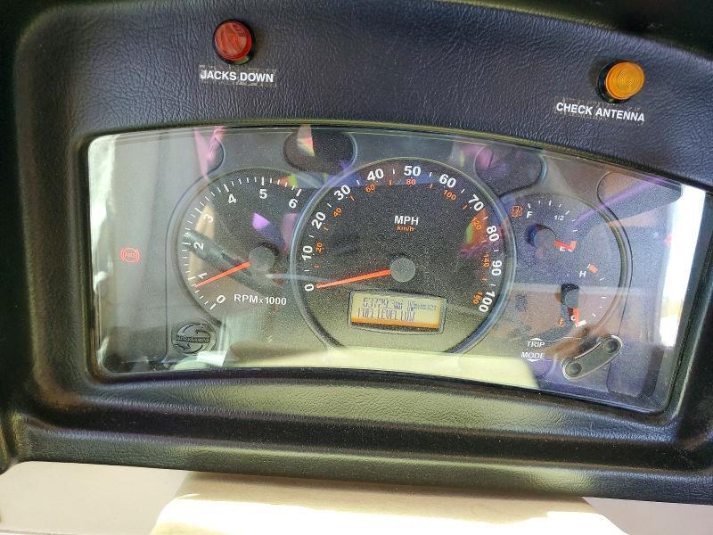 2003 Workhorse Custom Chassis 2003 Workhorse WPF32V Recreational Vehicle
