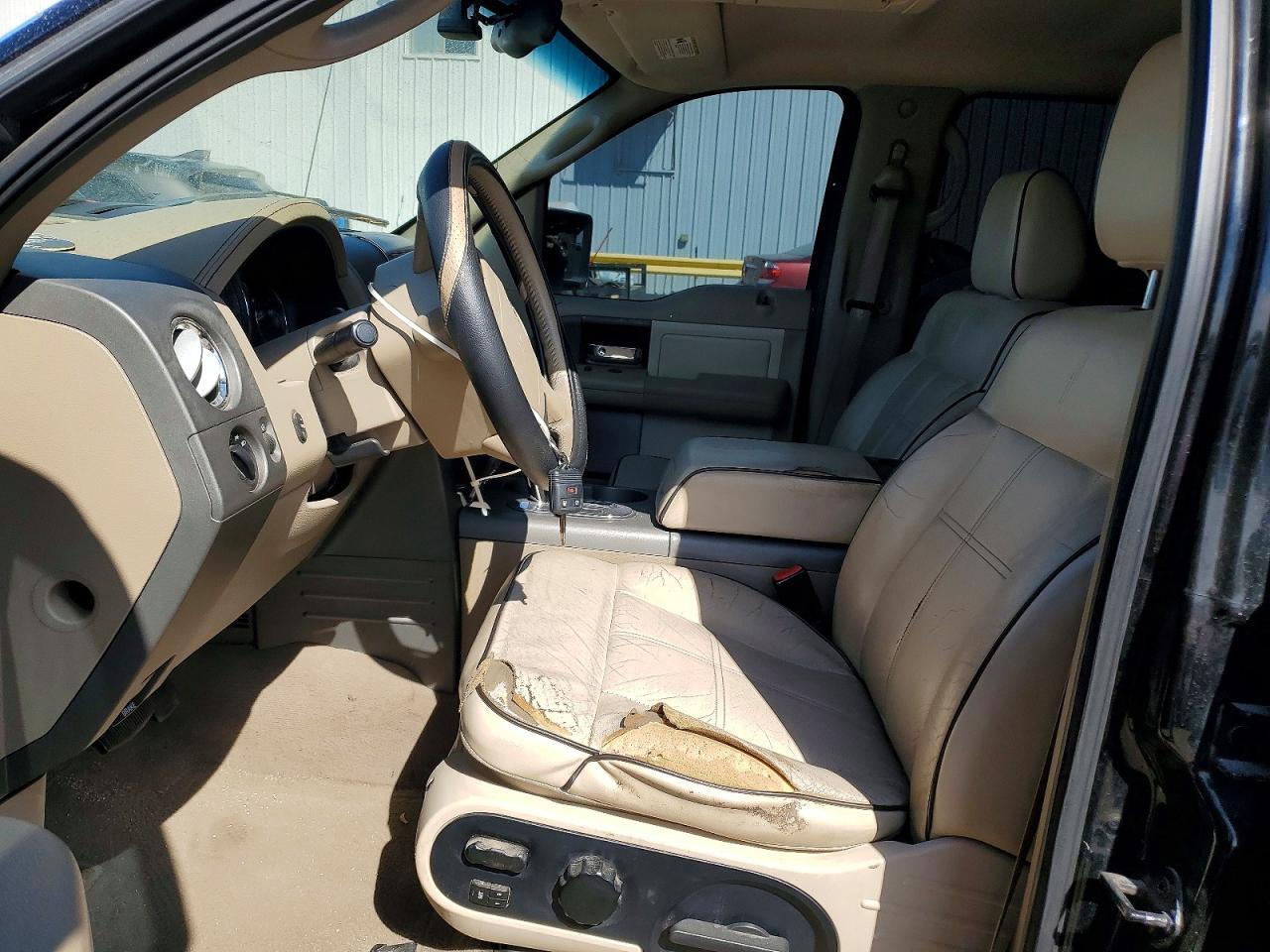 2006 Lincoln Townhouse Mark LT