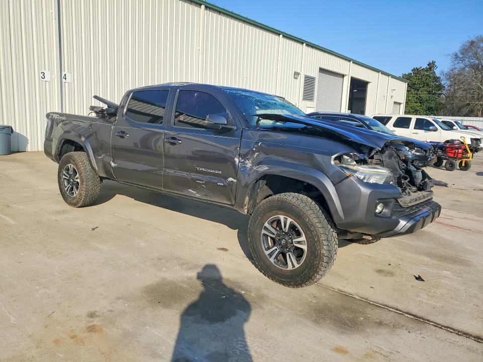 2018 Toyota Tacoma Double Cab