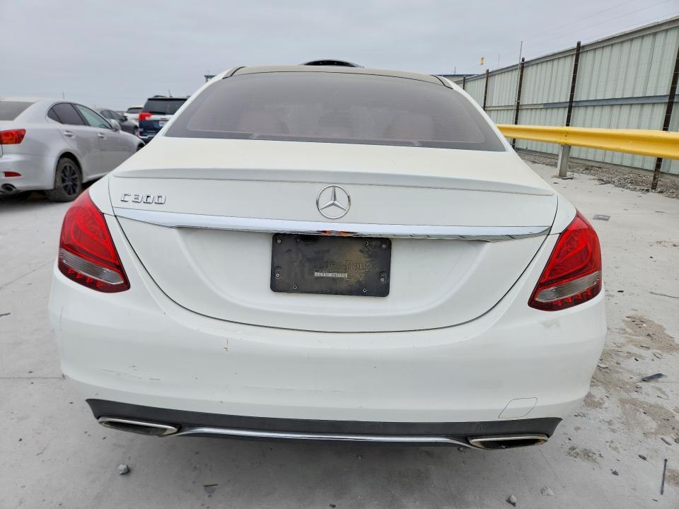 2016 Mercedes-Benz C300