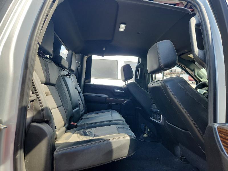 2022 Chevrolet Silverado K3500 High Country