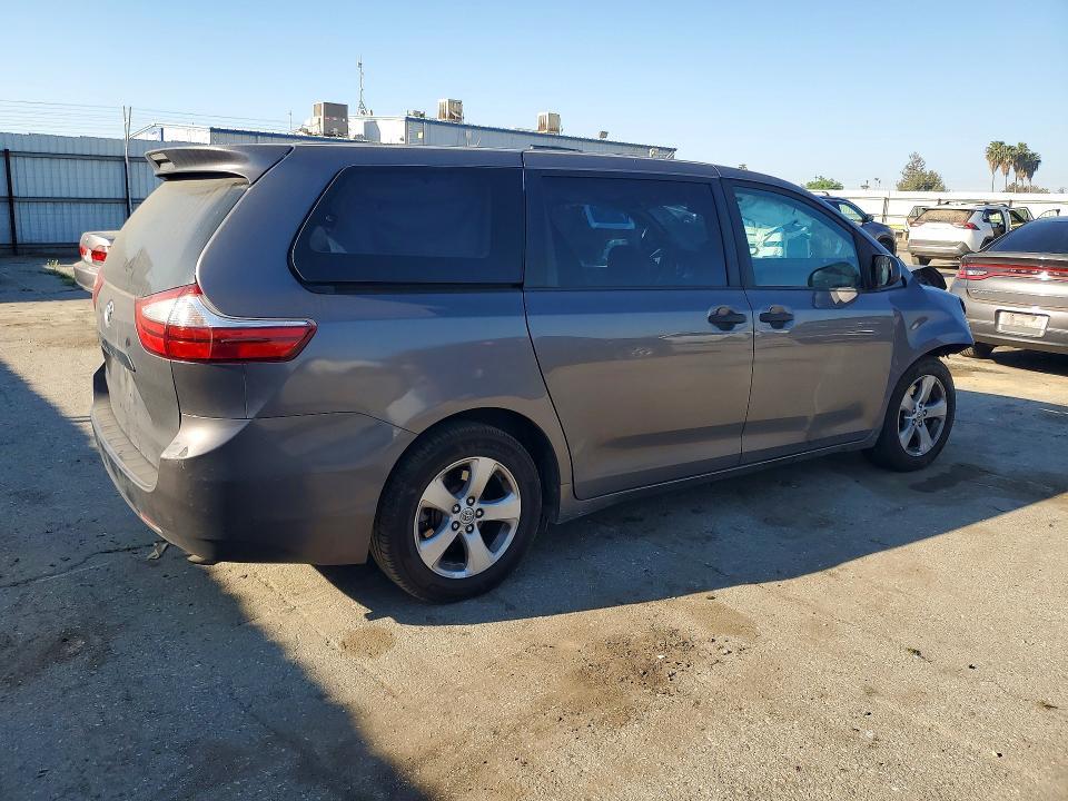 2016 Toyota Sienna l 7-passenger
