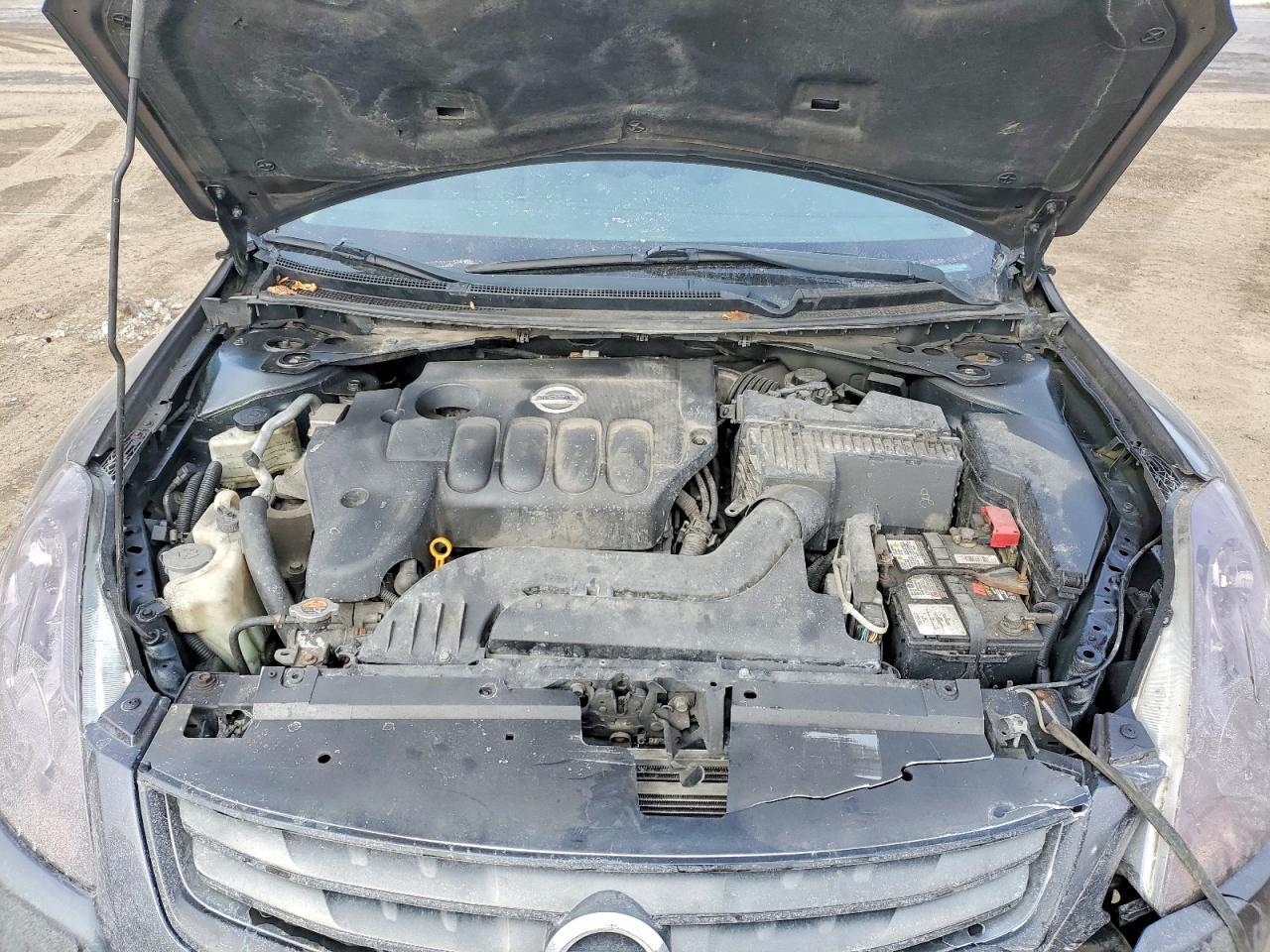 2011 Niss Altima 2.5 s 4DR