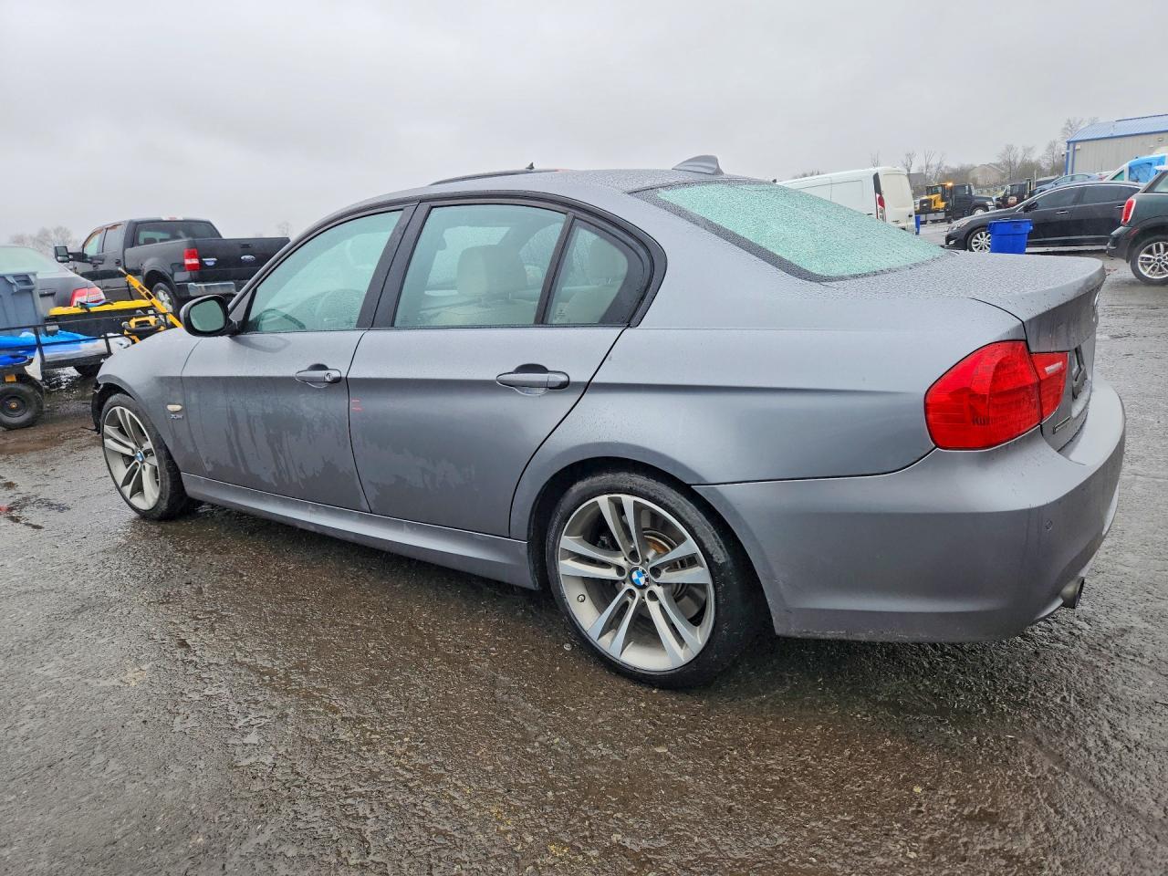 2011 BMW 335 xi