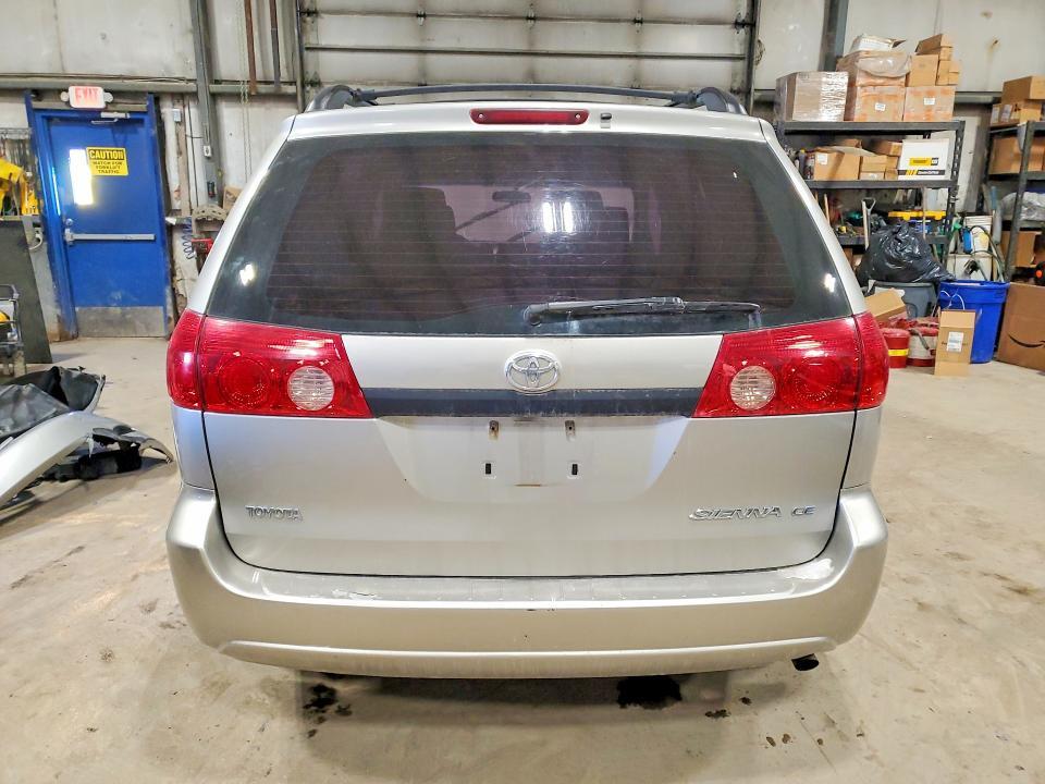 2007 Toyota Sienna ce